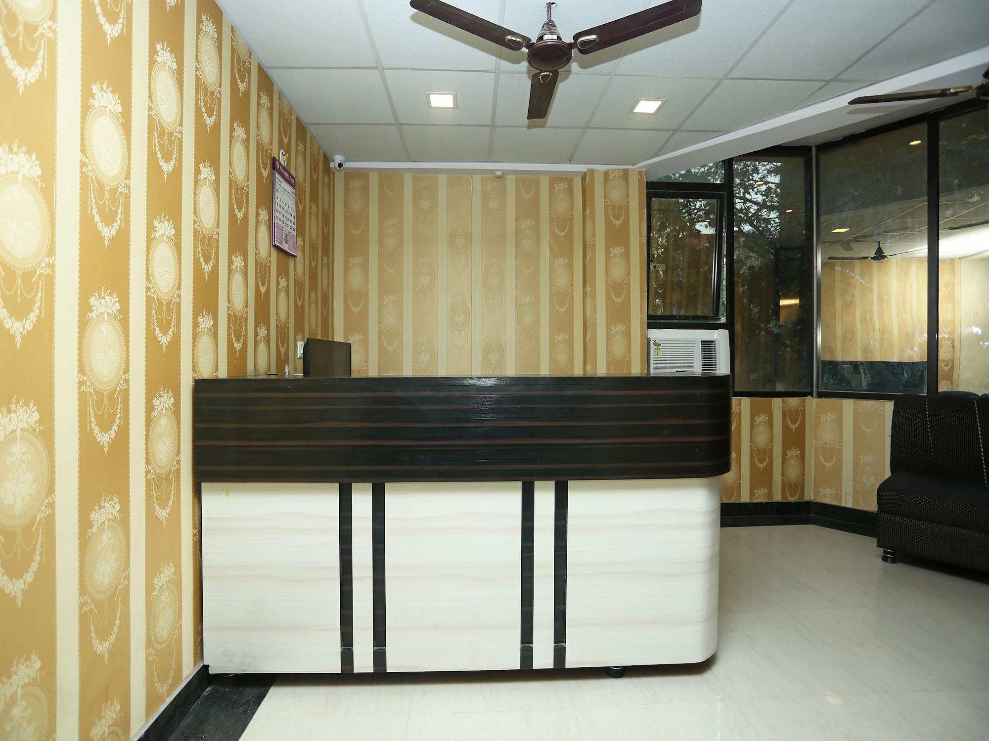 Oyo Hotel Satyam Swagat Jawalapur Exterior photo